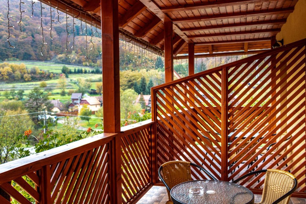 Casa Tofi Vendégház Parajd Kültér fotó