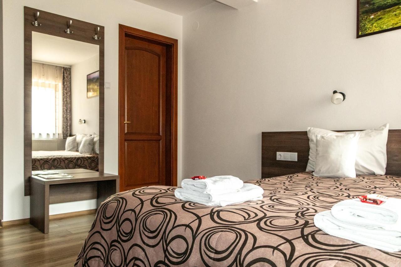 Casa Tofi Vendégház Parajd Kültér fotó