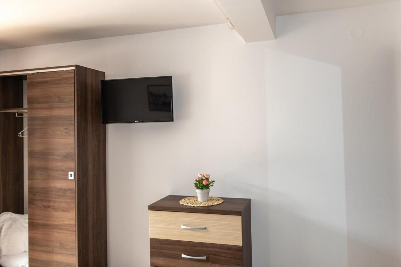 Casa Tofi Vendégház Parajd Kültér fotó